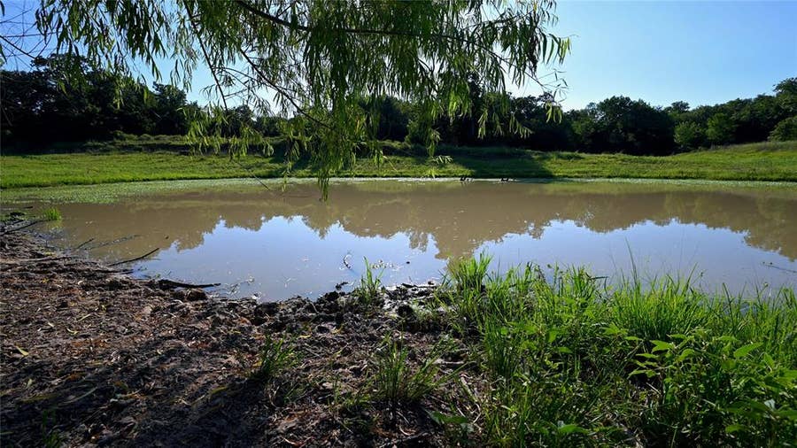 Property photo for 2998 Old Bonita Road, Nocona, TX