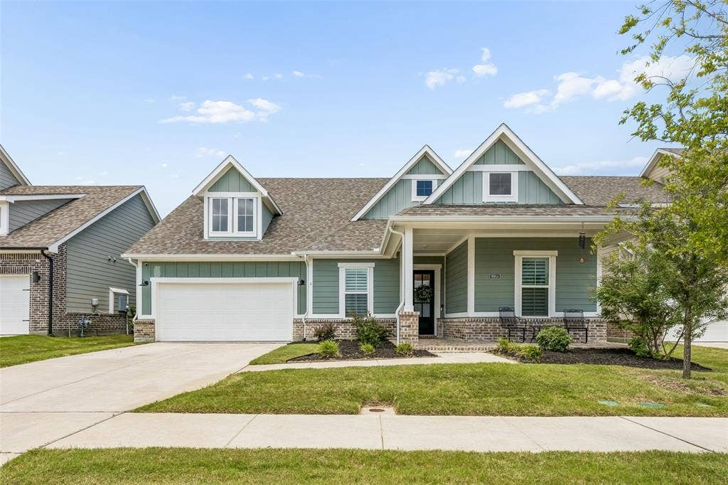Cute Curb Appeal