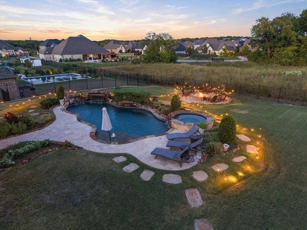4520 Seney Drive, Rockwall, TX 75087 4520 Seney Drive, Rockwall, TX 75087