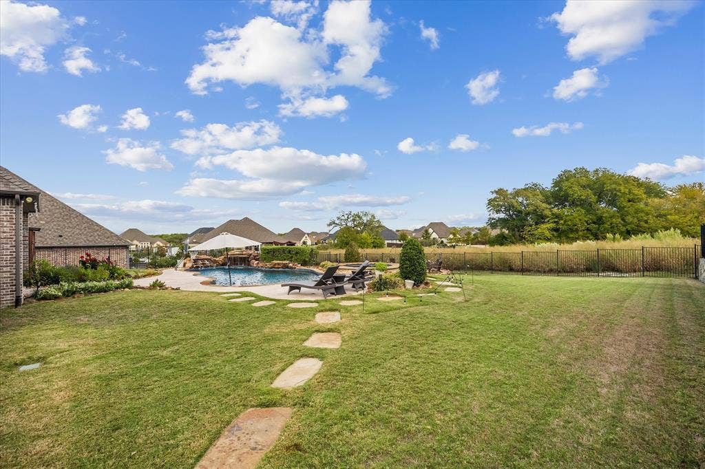 4520 Seney Drive, Rockwall, TX 75087 4520 Seney Drive, Rockwall, TX 75087