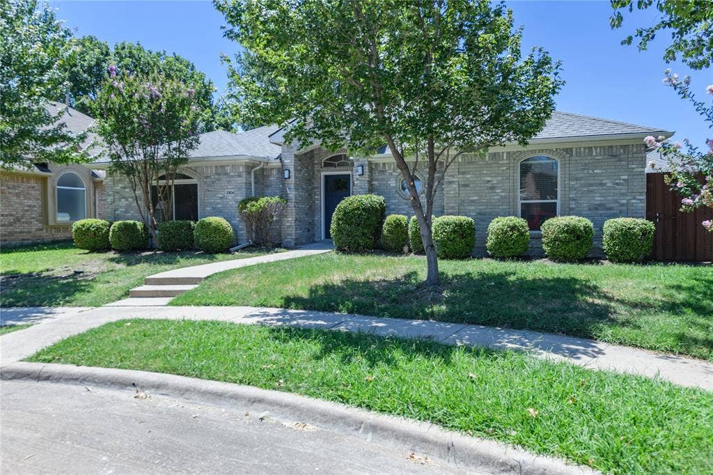 3304 Felicia Court, McKinney, TX 75070 3304 Felicia Court, McKinney, TX 75070