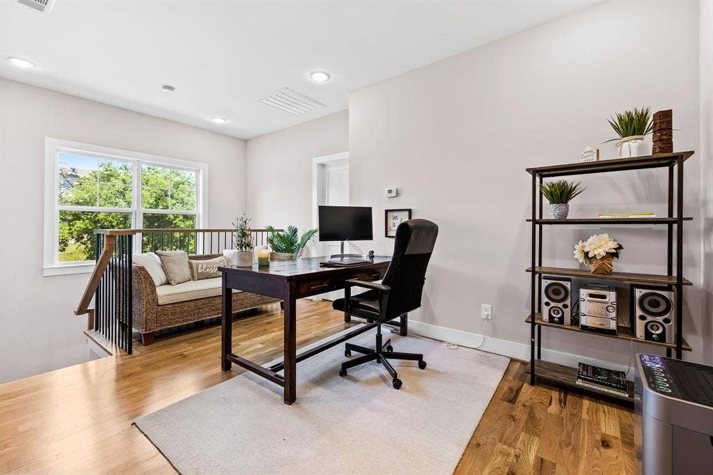406 Parkview Avenue, Dallas, TX 75223 Home office featuring wood-type flooring