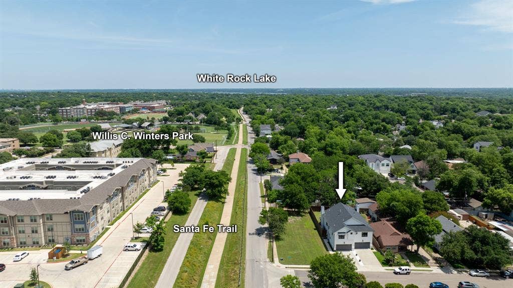 406 Parkview Avenue, Dallas, TX 75223 View of aerial view