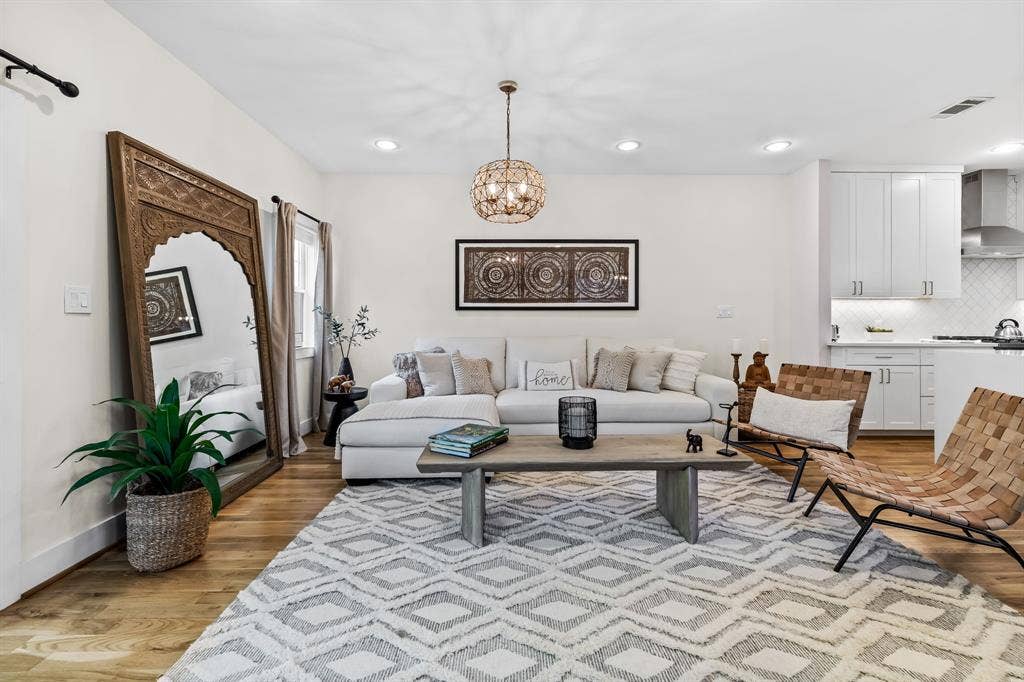 406 Parkview Avenue, Dallas, TX 75223 406 Parkview Avenue, Dallas, TX 75223