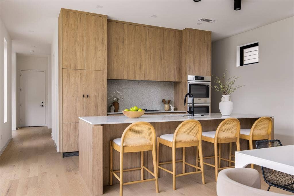 6027 Goodwin Avenue, Dallas, TX 75206 6027 Goodwin Avenue, Dallas, TX 75206
