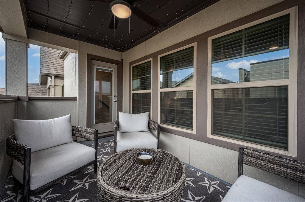 5152 Brickellia Drive, Dallas, TX 75209 5152 Brickellia Drive, Dallas, TX 75209