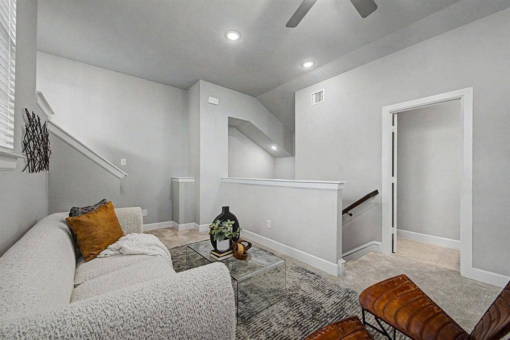 5152 Brickellia Drive, Dallas, TX 75209 5152 Brickellia Drive, Dallas, TX 75209