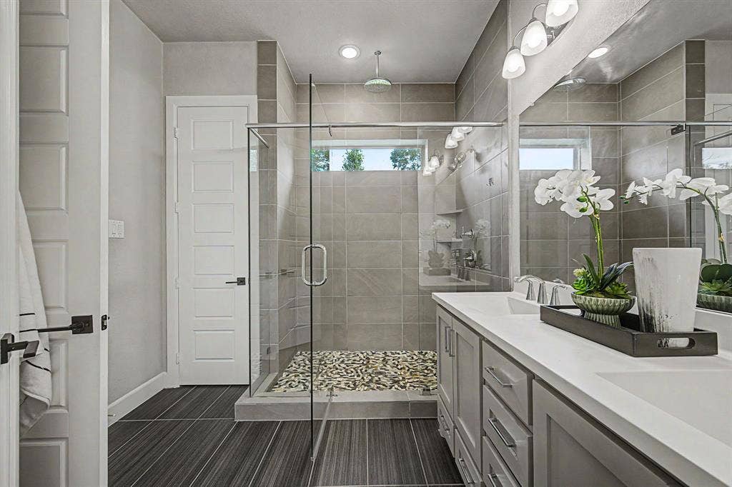 5152 Brickellia Drive, Dallas, TX 75209 5152 Brickellia Drive, Dallas, TX 75209