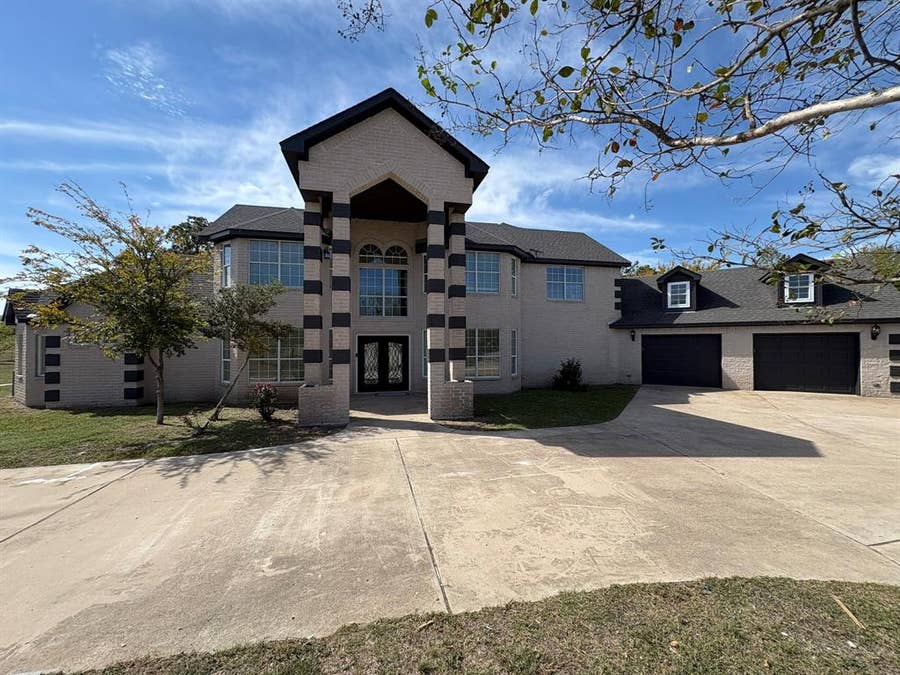 Property photo for 5671 Fm 1129, Chatfield, TX