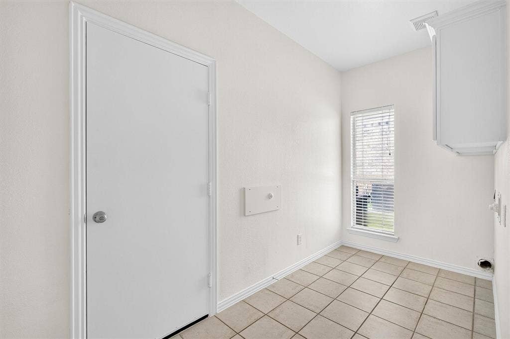 8005 Strecker Lane, Plano, TX 75025 8005 Strecker Lane, Plano, TX 75025
