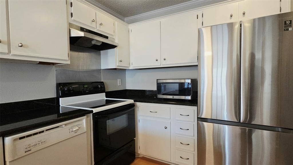 4242 N Capistrano Drive, #150, Dallas, TX 75287