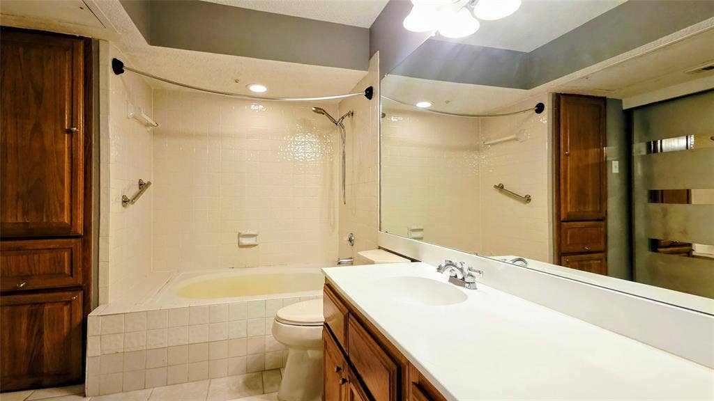 4242 N Capistrano Drive, #150, Dallas, TX 75287