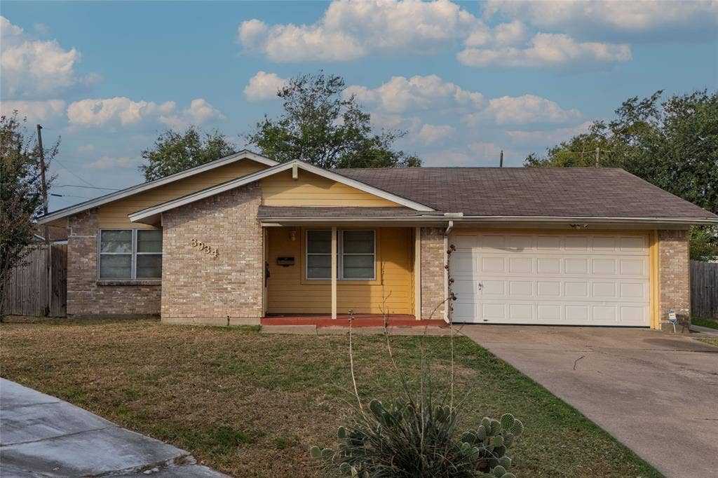 3934 Wind River Court, Irving, TX 75062 3934 Wind River Court, Irving, TX 75062