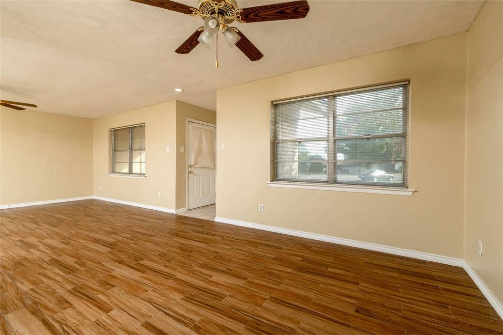 3934 Wind River Court, Irving, TX 75062 3934 Wind River Court, Irving, TX 75062