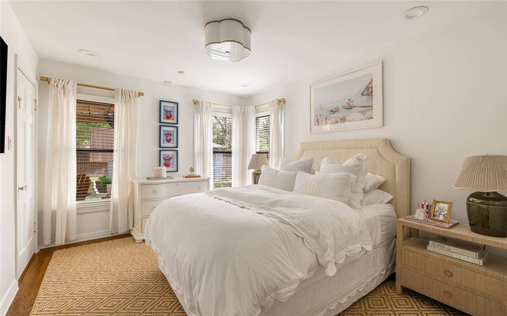 7806 Morton Street, Dallas, TX 75209