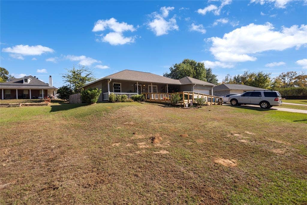 15573 Lakeside Drive, Bullard, TX 75757