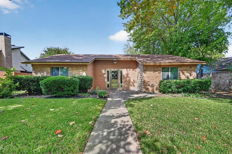 Property photo for 3717 18th Street, Plano, TX