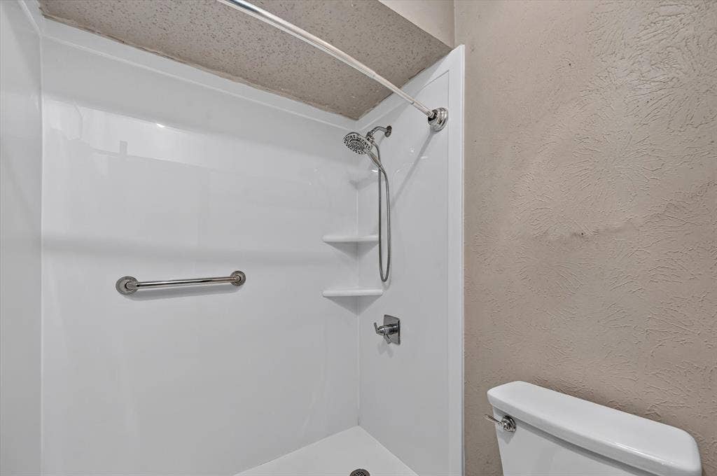 3717 18th Street, Plano, TX 75074