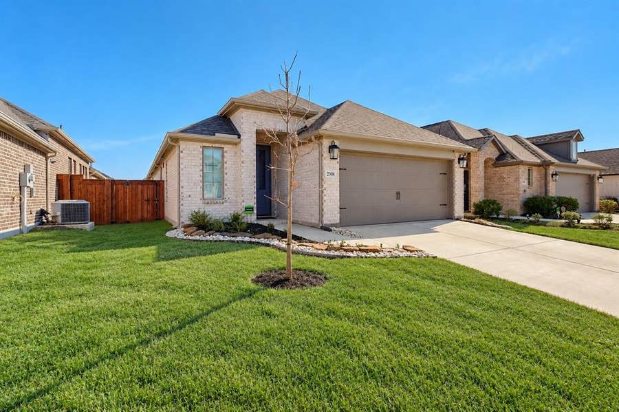 Property photo for 2308 Kirkstall Way, Forney, TX
