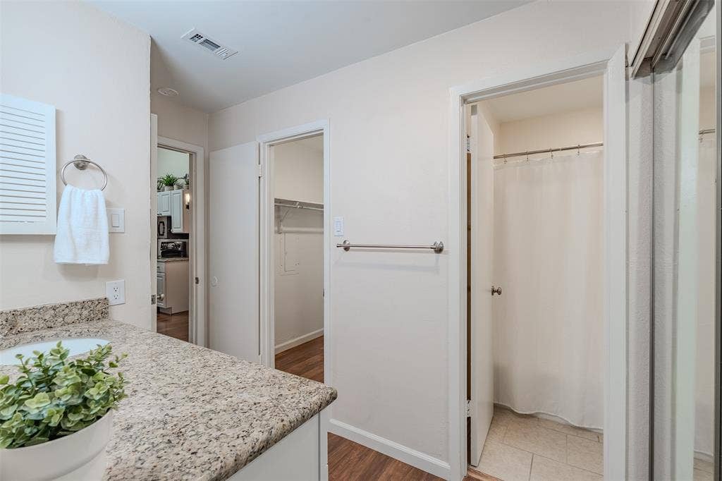 5981 Arapaho Road, #1706, Dallas, TX 75248 5981 Arapaho Road, #1706, Dallas, TX 75248