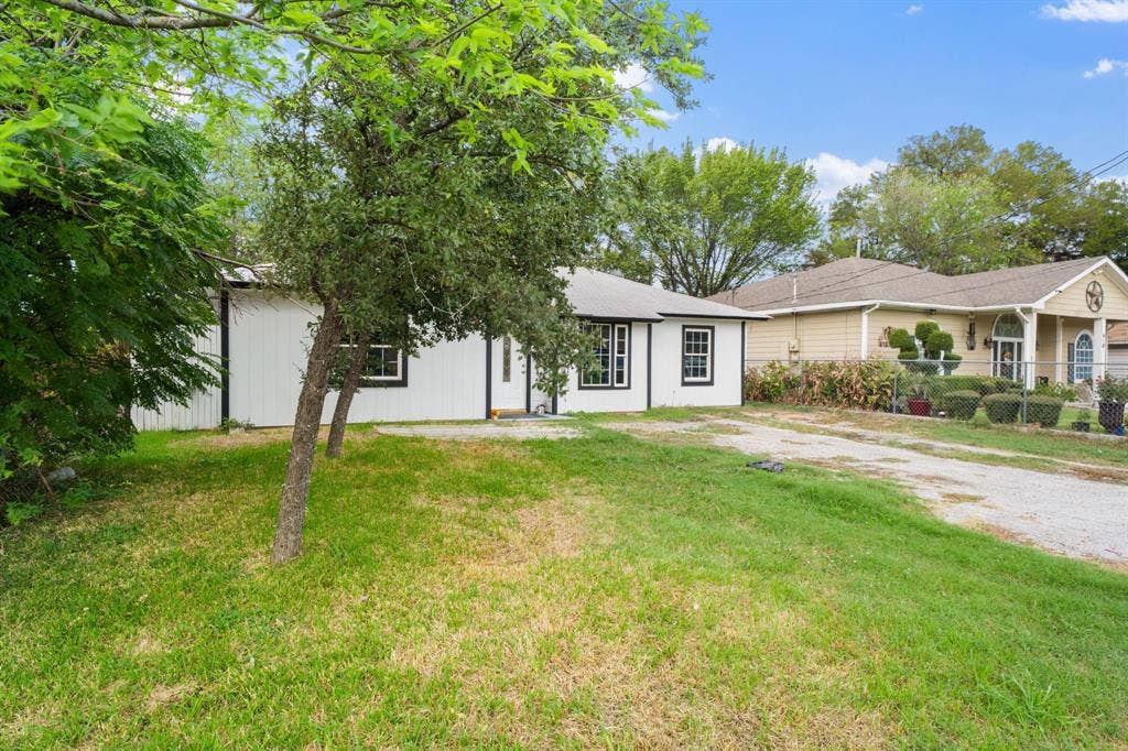 622 Shawnee Trace, Grand Prairie, TX 75051
