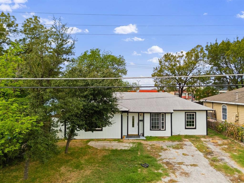 622 Shawnee Trace, Grand Prairie, TX 75051
