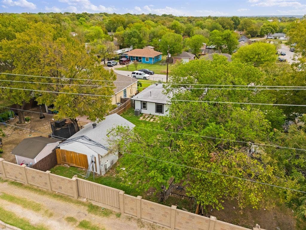 622 Shawnee Trace, Grand Prairie, TX 75051