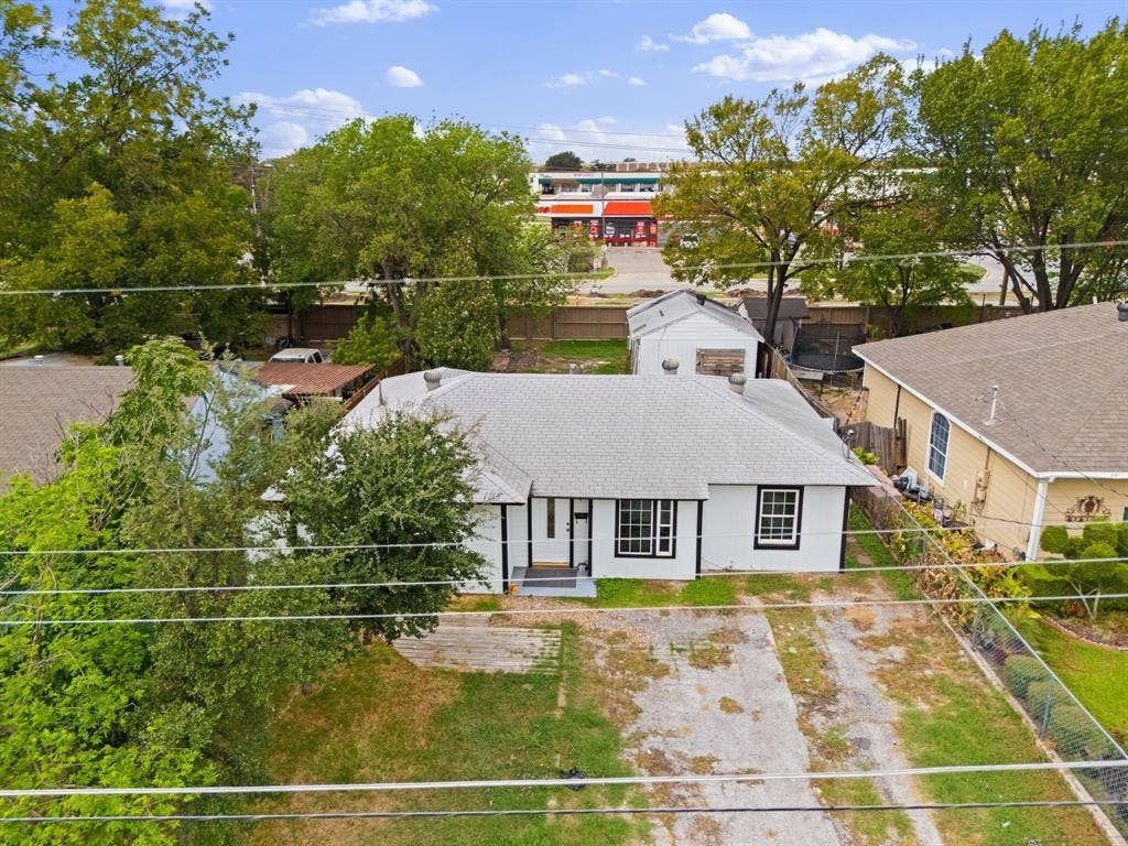 622 Shawnee Trace, Grand Prairie, TX 75051