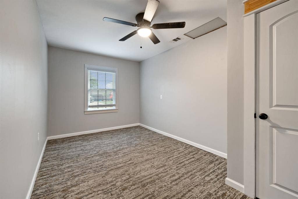 622 Shawnee Trace, Grand Prairie, TX 75051