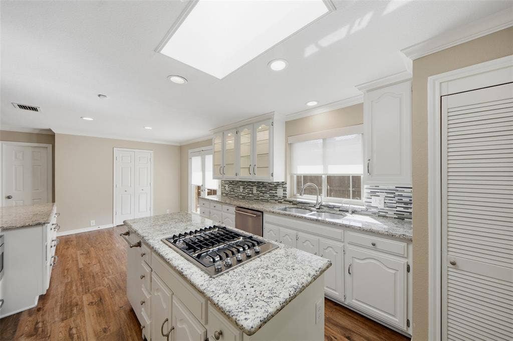 6204 Liberty Hill, Dallas, TX 75248 6204 Liberty Hill, Dallas, TX 75248