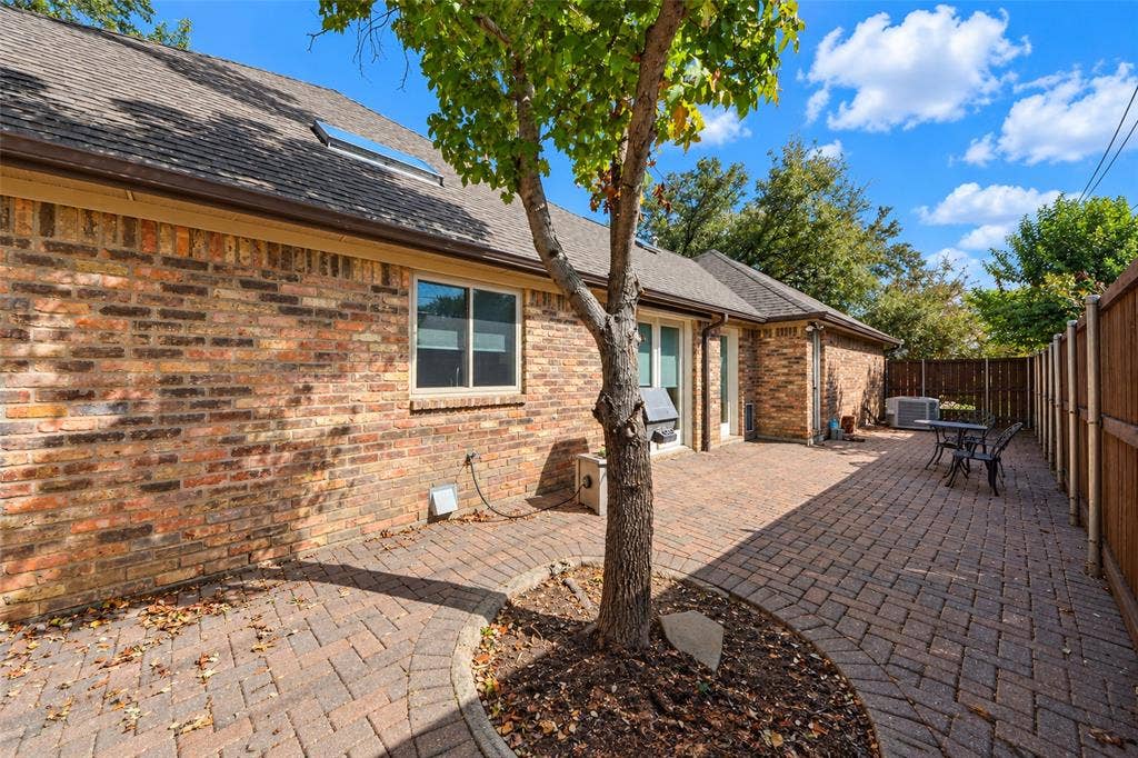 6204 Liberty Hill, Dallas, TX 75248 6204 Liberty Hill, Dallas, TX 75248