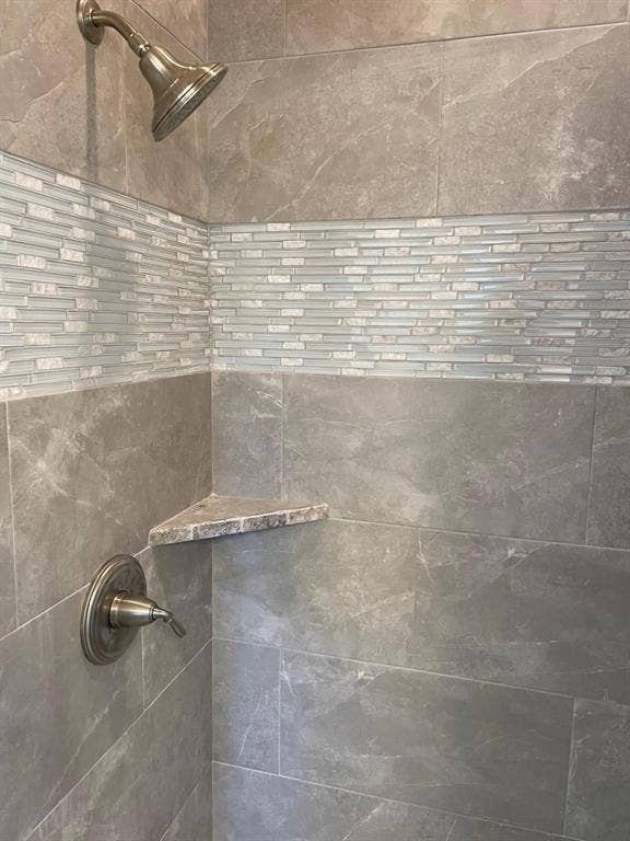 3314 Windcrest Drive, Granbury, TX 76049