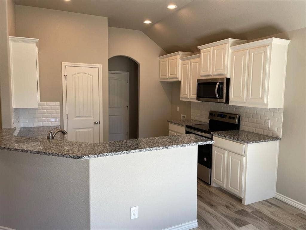 3314 Windcrest Drive, Granbury, TX 76049