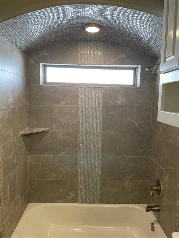 3314 Windcrest Drive, Granbury, TX 76049