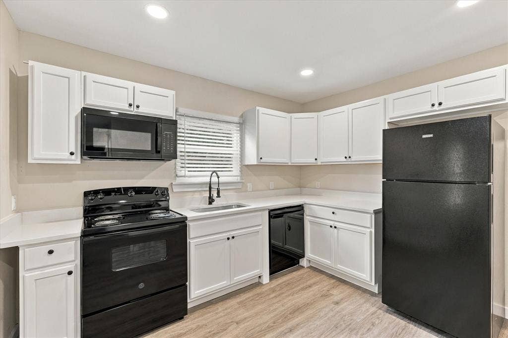 4938 Bartlett Avenue, Dallas, TX 75216 4938 Bartlett Avenue, Dallas, TX 75216