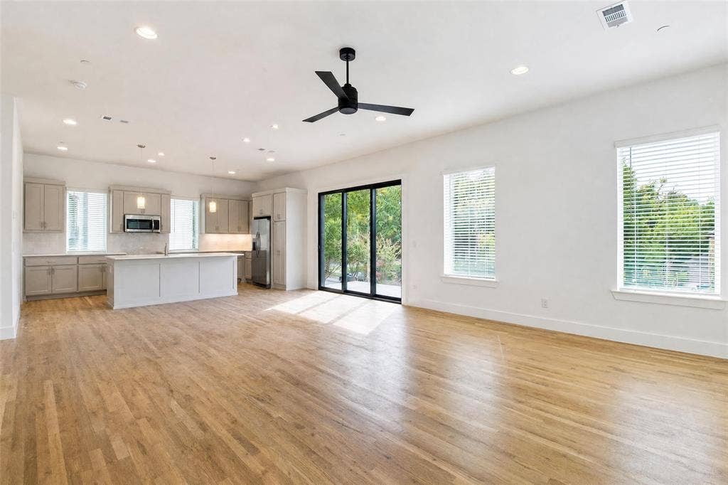 6151 Oram Street, #101, Dallas, TX 75214