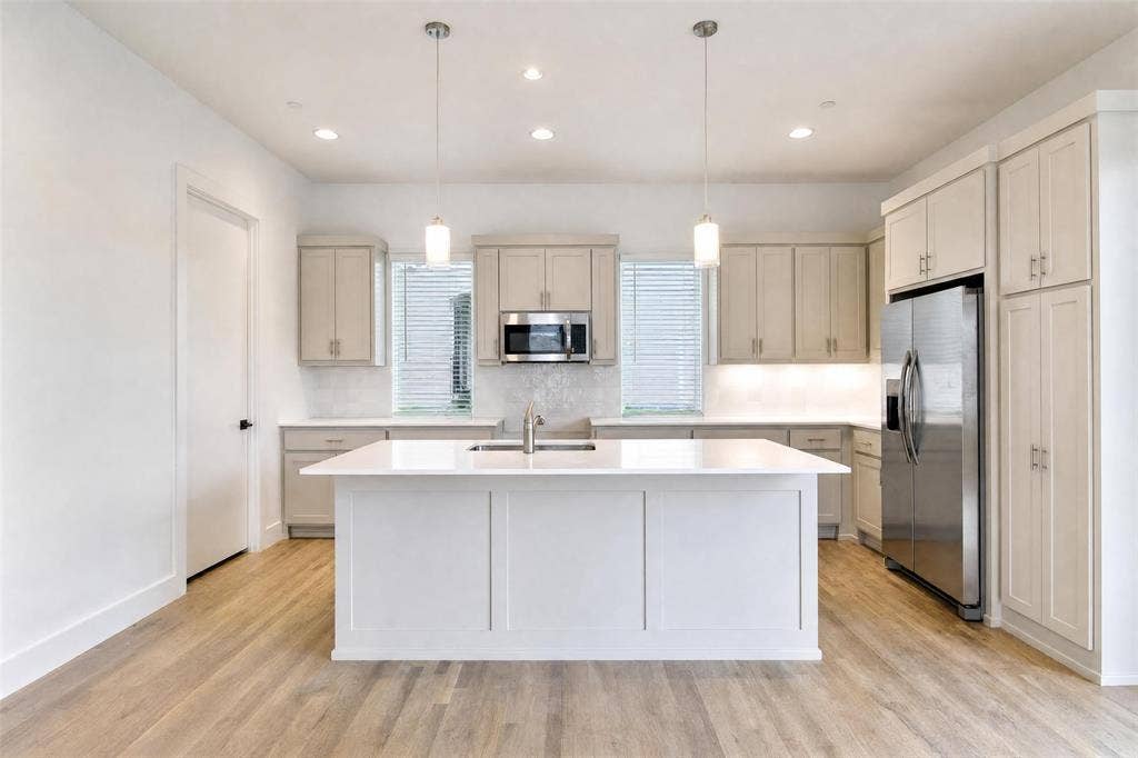 6151 Oram Street, #101, Dallas, TX 75214