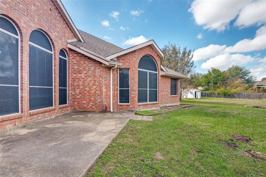 1909 Blackfoot Trail, Mesquite, TX 75149 1909 Blackfoot Trail, Mesquite, TX 75149