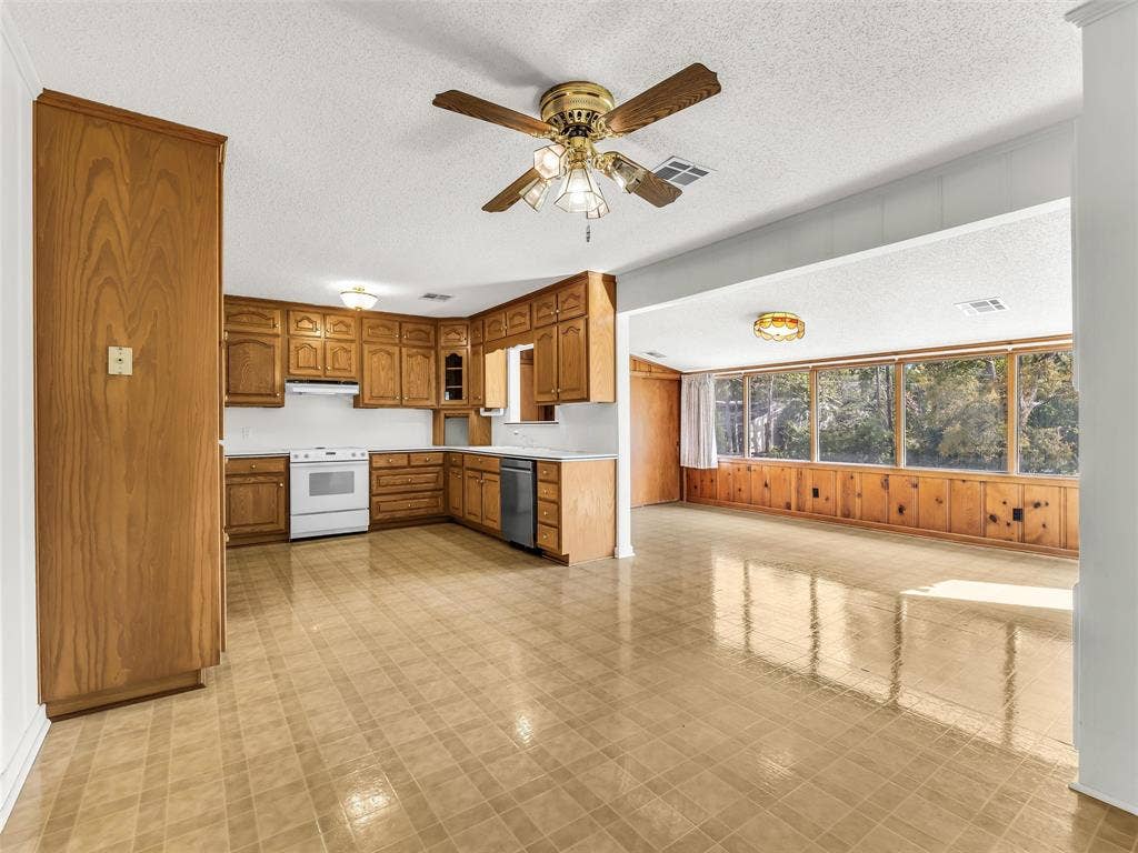 101 Turtle Creek Road, Waco, TX 76710