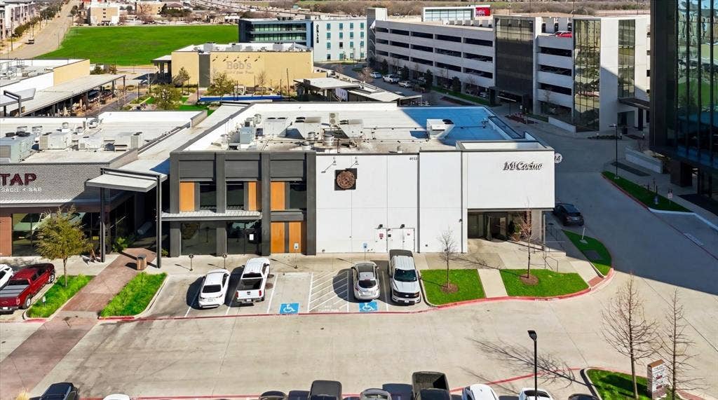 Minutes from Mi Cocina and Pie Tap at District 121, where dining and lively events are part of the Craig Ranch lifestyle!