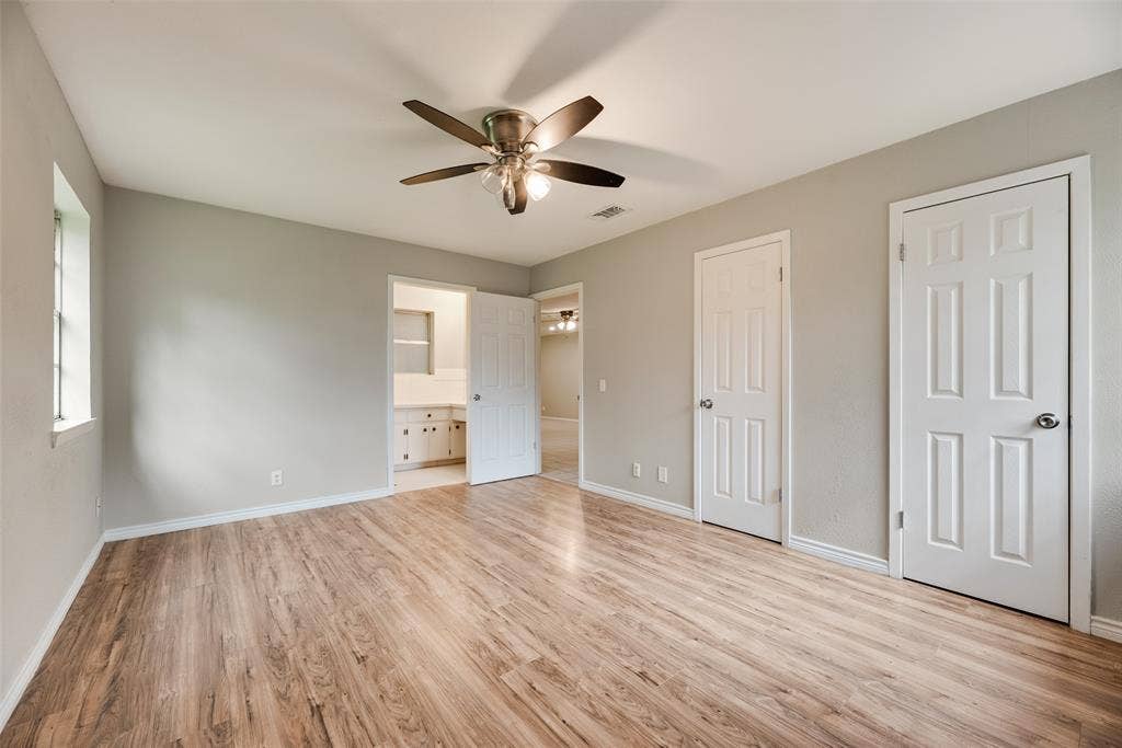300 S Cherry Lane, Granbury, TX 76048 300 S Cherry Lane, Granbury, TX 76048