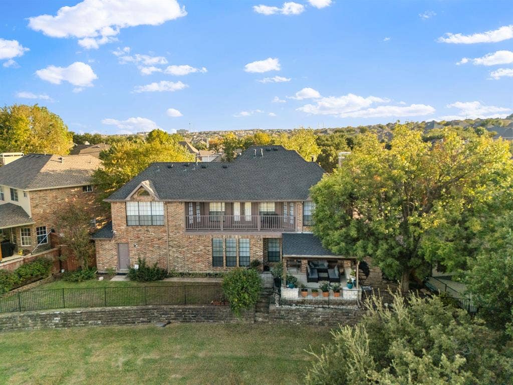1081 Leisure Lane, Irving, TX 75063 1081 Leisure Lane, Irving, TX 75063