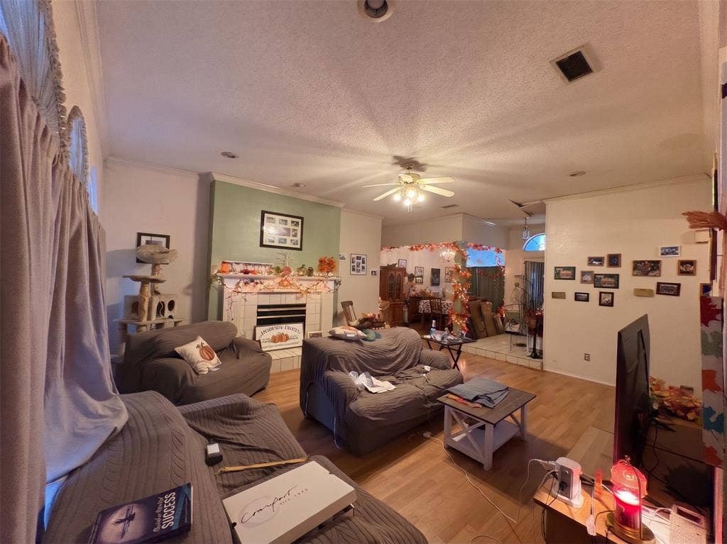 6113 Homewood Avenue, Rowlett, TX 75089 6113 Homewood Avenue, Rowlett, TX 75089