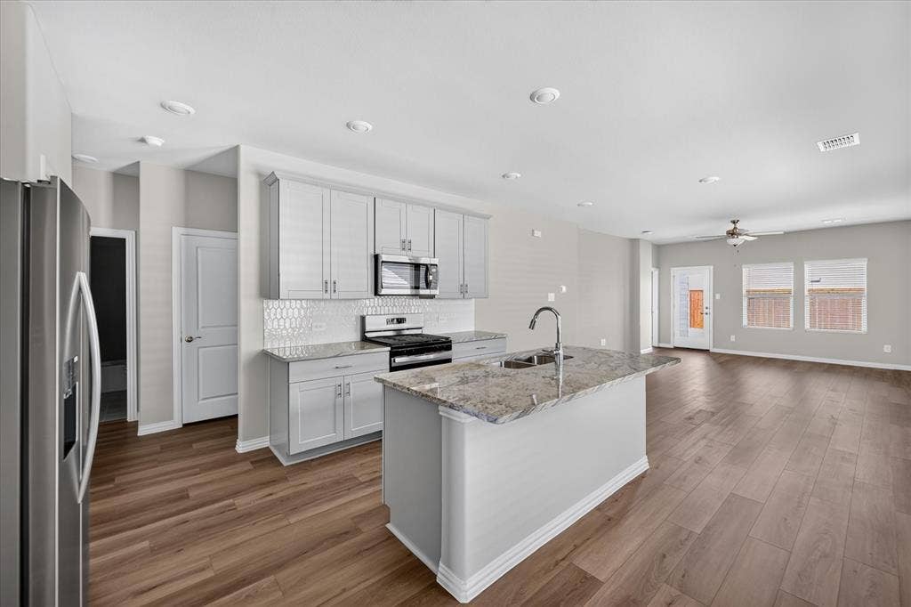 3520 Bridgeport Drive, Farmersville, TX 75442 3520 Bridgeport Drive, Farmersville, TX 75442