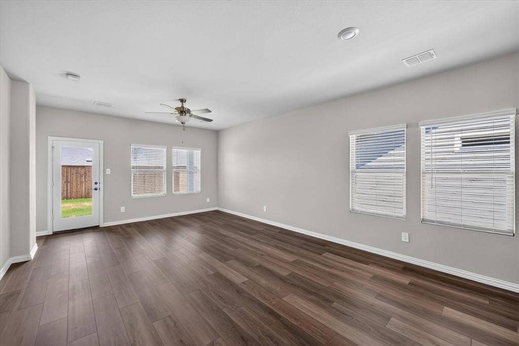 3520 Bridgeport Drive, Farmersville, TX 75442 3520 Bridgeport Drive, Farmersville, TX 75442