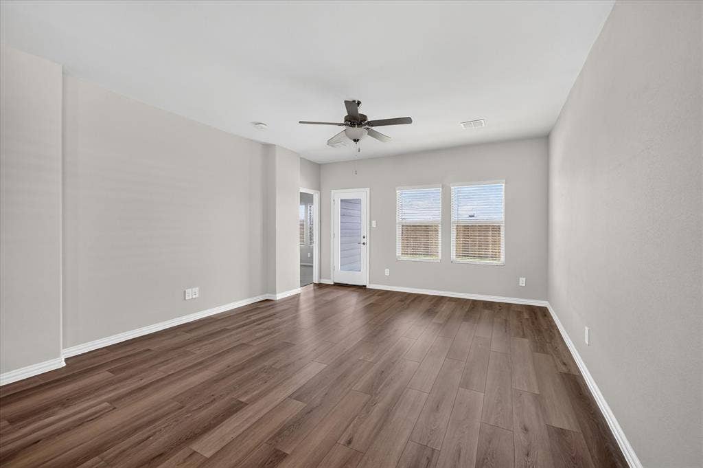 3520 Bridgeport Drive, Farmersville, TX 75442 3520 Bridgeport Drive, Farmersville, TX 75442