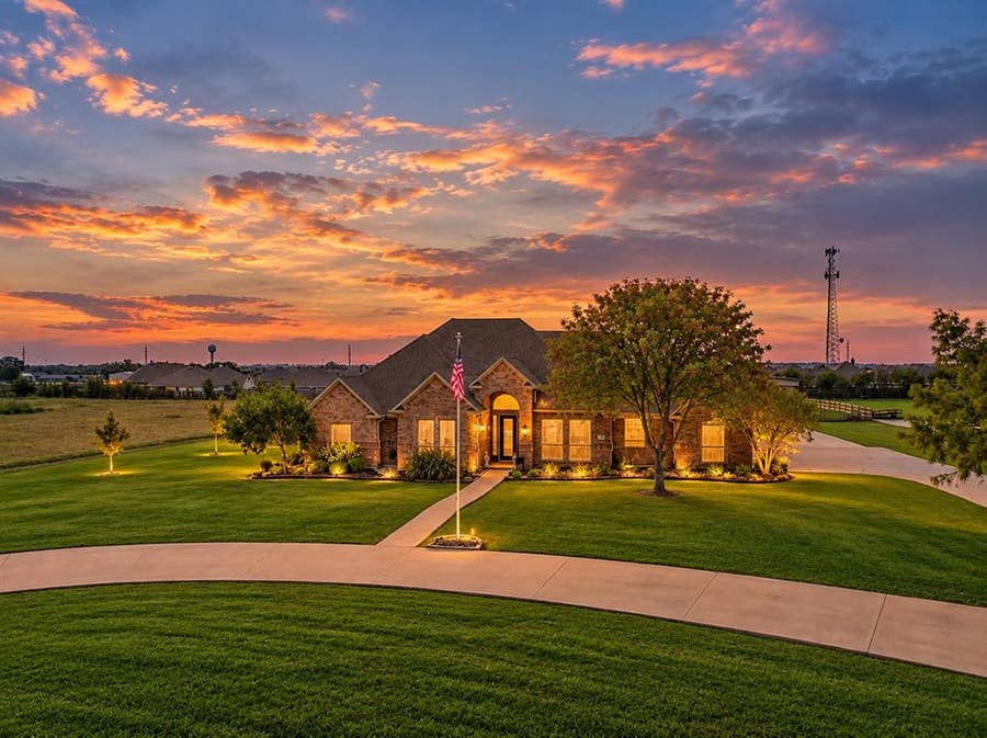 Property photo for 240 County Road 466, Gainesville, TX