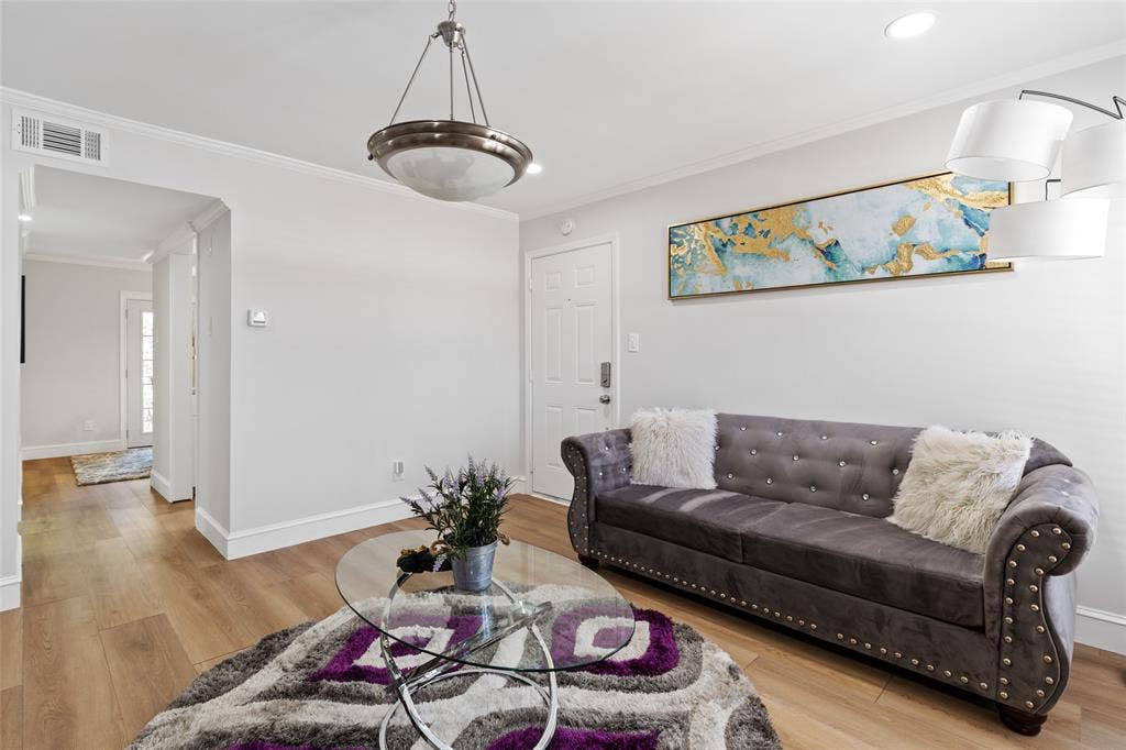 5881 Preston View Boulevard, #262, Dallas, TX 75240