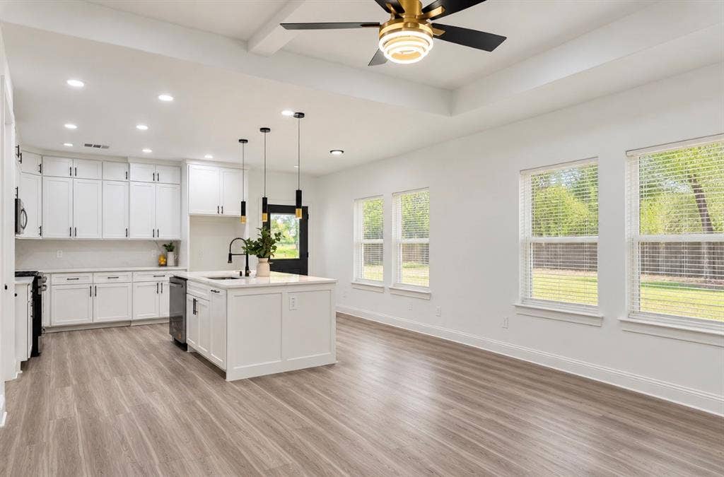 504 W 9th Street, Kemp, TX 75143 504 W 9th Street, Kemp, TX 75143
