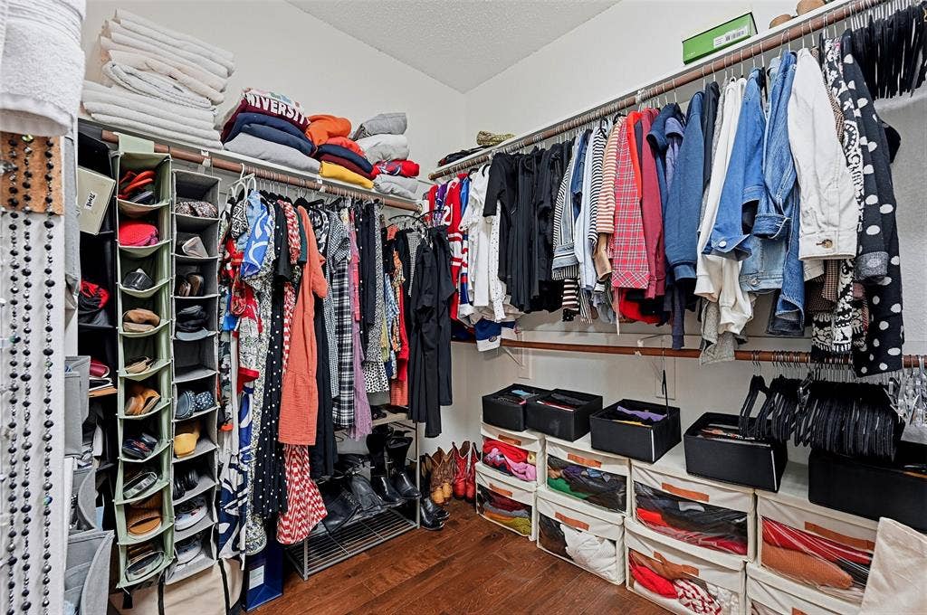 Primary 14x7 closet